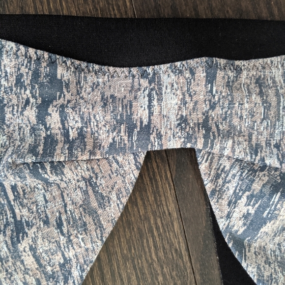 Lululemon Tulua Bra *lululemon lab - Picture 7 of 9